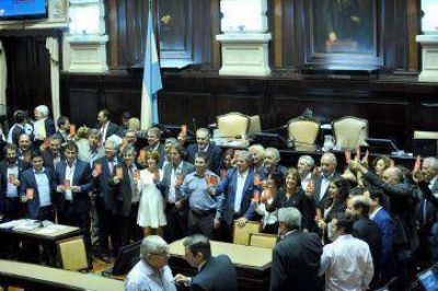 Diputados: repudian a Piombo y Sal Llargu�s