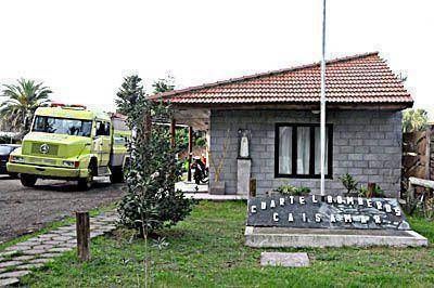 Campa�a para mejorar el equipamiento del Cuartel de Bomberos de Caisamar