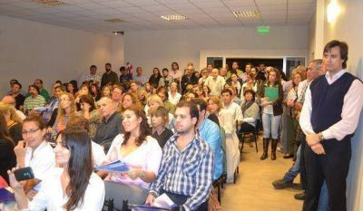 Bruna vs. Verna: �Un �pragm�tico� no tiene orientaci�n ni sentido para su gesti�n�