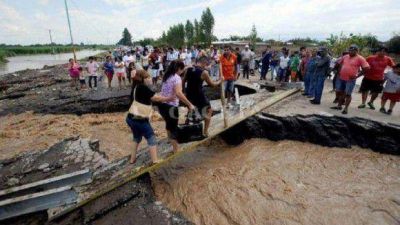 Convocan a un Foro para abordar los desastres de las inundaciones