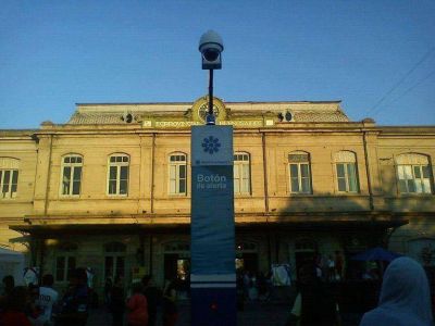 Realizar�n una �botoneada� masiva contra la c�mara que destruy� la fachada de Meridiano V