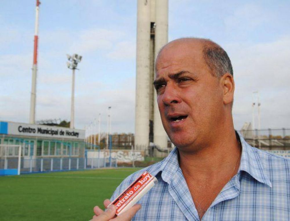 Horacio Taccone, feliz y orgulloso por la construcci�n del Centro Municipal de Hockey