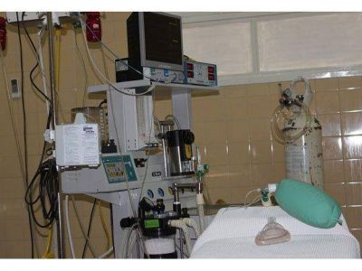 Se fue de Alvear pero no olvid� su tierra, don� equipamiento por $240.000 al hospital