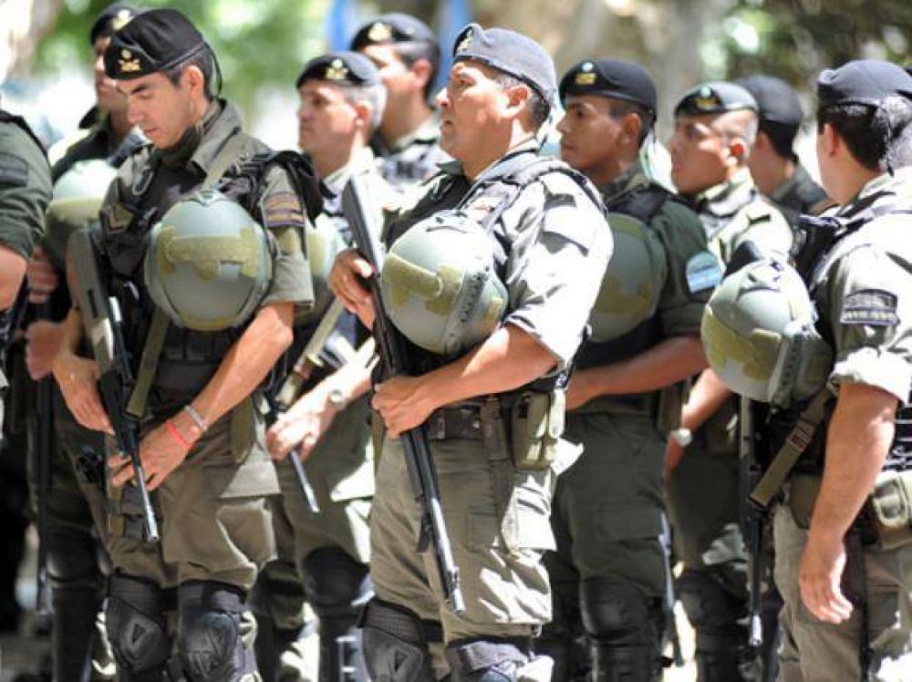 Al final llegan slo 400 gendarmes para reforzar la seguridad en las calles de Rosario