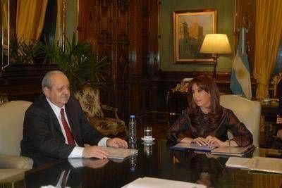 Brizuela llev� reclamos varios a la Presidenta y sali� conforme