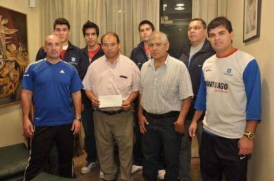 El Seleccionado de B�squet U17 recibi� ayuda de la Gobernadora