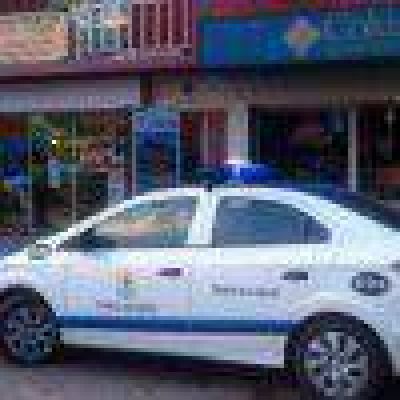 Roban m�s de 25 mil pesos en local de El Calafate