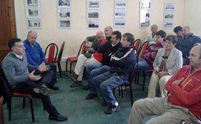Alvarez apunt� contra empresarios que �buscan maximizar ganancias�