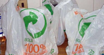 Comienzan a controlar la prohibici�n del uso de bolsas no biodegradables en los comercios