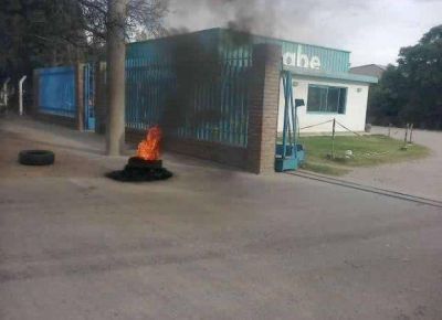Protestas y reclamos en dos f�bricas de San Luis
