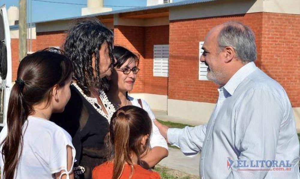 Colombi: �El gobierno que viene tendr� en cuenta a Corrientes y construiremos m�s�