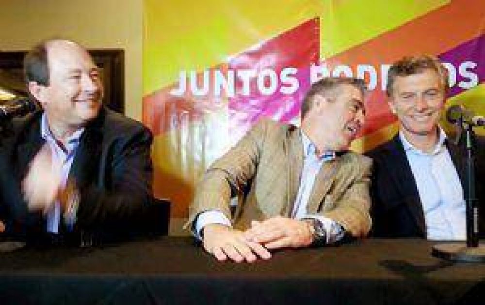 Mucho bombo y pocas ideas en el acto de Macri y Sanz en Tucumn