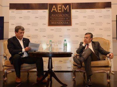 Ante empresarios, Bermejo y Cornejo tuvieron su primer debate