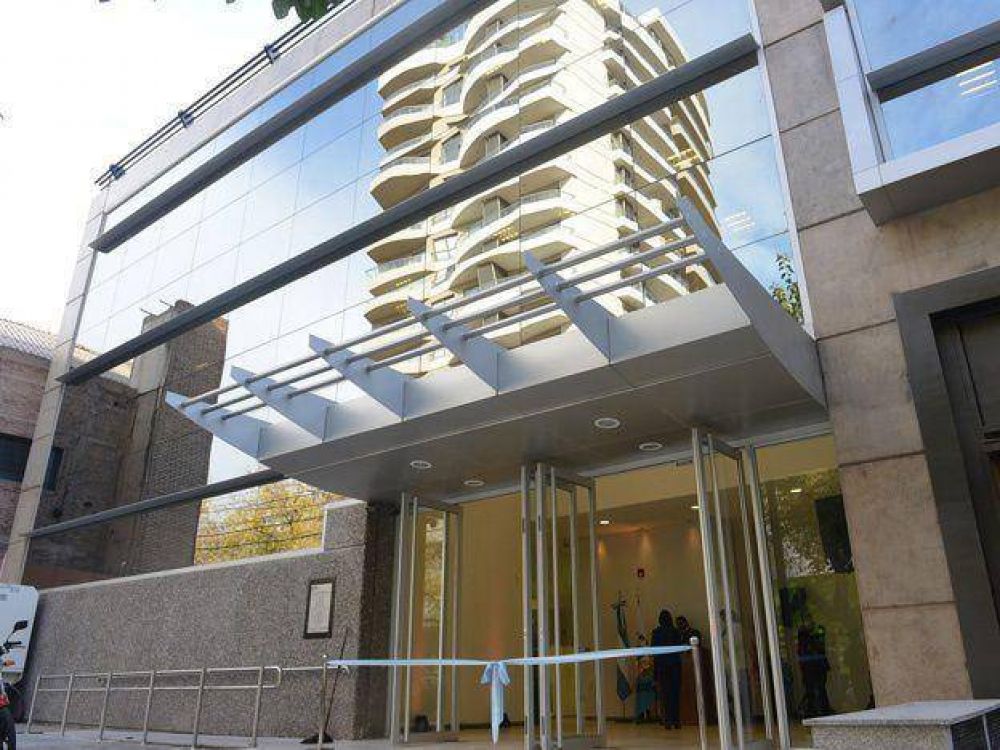 Inauguraron el nuevo edificio del Instituto de Juegos y Casinos