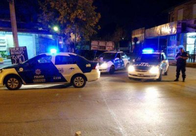Persiguen y arrestan a vendedores de drogas en el B� Nueva Pompeya