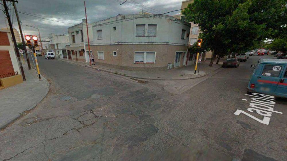 Dicen que un hombre intercept� a una chica en el macrocentro y que trat� de abusarla