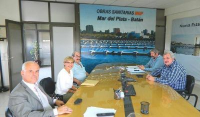 Osse con vecinos de Colina Alegre