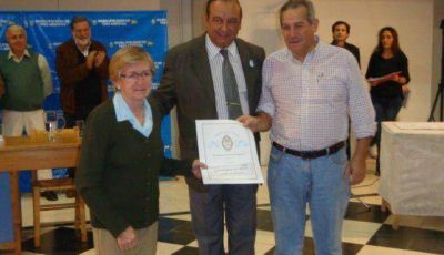 Entregaron escrituras sociales y bien de familia