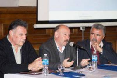 Se firm� el acta de inicio de obra de la Avenida Bidegain