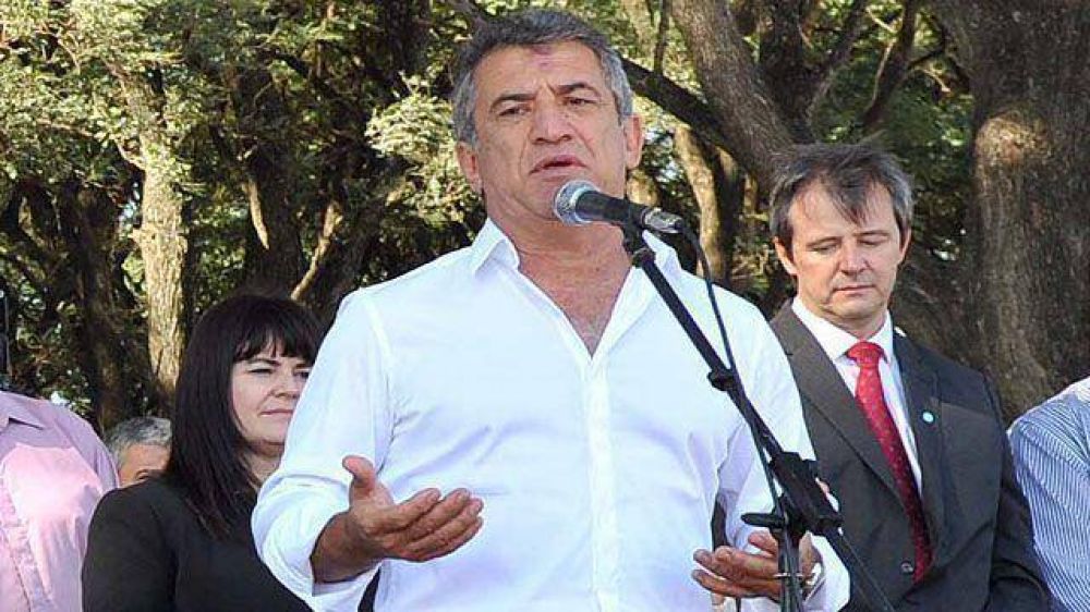Urribarri anunci� que adelantar� el cronograma de pagos
