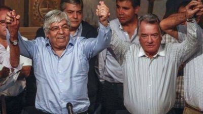Barrionuevo ratific� el paro nacional y cuestion� a los gremios que firmaron por debajo de la inflaci�n