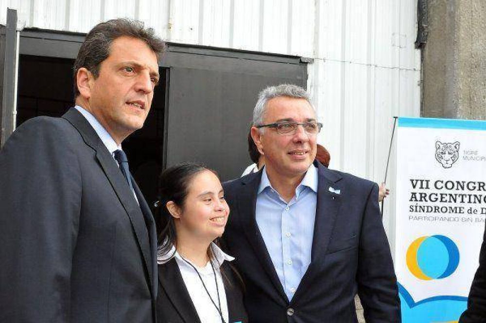 Massa y Zamora abrieron el VII Congreso Argentino de S�ndrome de Down
