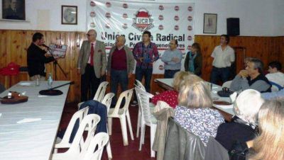 Cena de la militancia radical en el Comit� de la UCR
