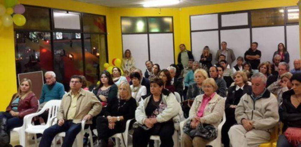 Giri preocupado por las personas en situaci�n de calle