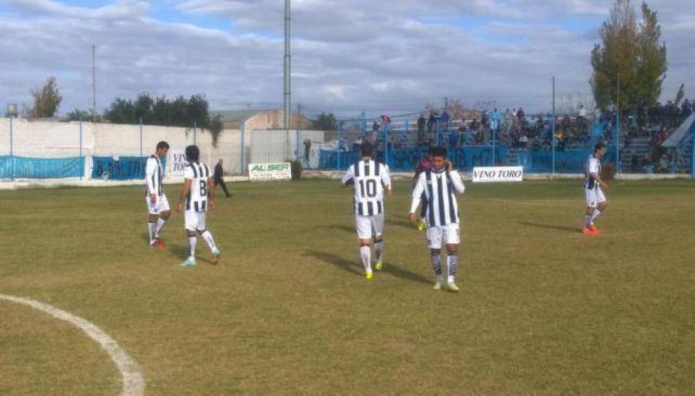 Federal A: aunque no brille, Talleres est� imparable
