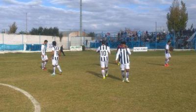 Federal A: aunque no brille, Talleres est� imparable