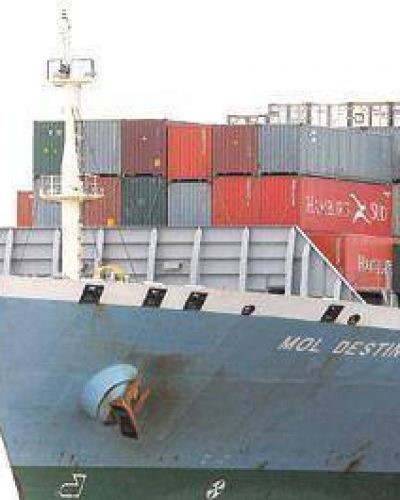 Con Brasil o China, pero sin devaluaci�n