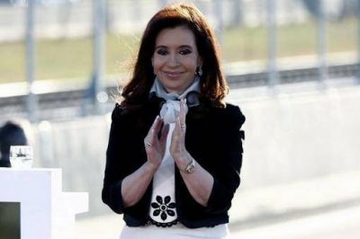 Cristina encabeza el acto de entrega del sable corvo del General San Mart�n