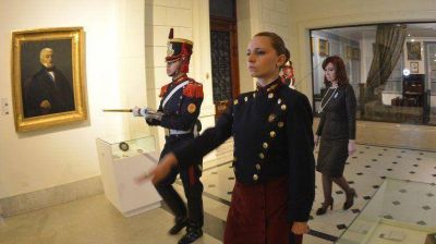 El sable corvo del General San Mart�n qued� expuesto en el Museo Hist�rico Nacional
