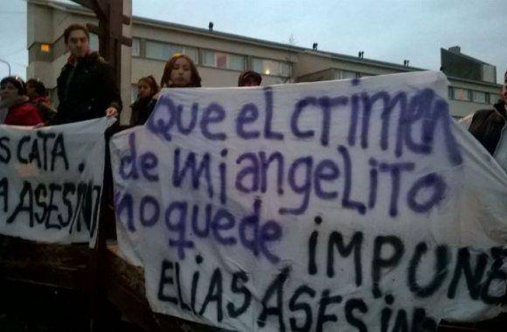 �Los guadiac�rceles estaban tom�ndose un caf� y fumando con Cata Cata�