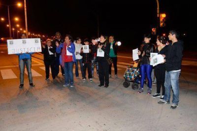 Marcharon por el motociclista que lo mat� un polic�a en Tierno y Circunvalaci�n
