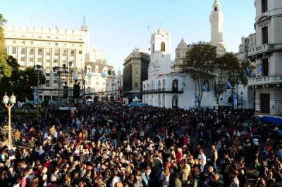 La gobernadora y el senador Zamora acompa�ar�n a Cristina
