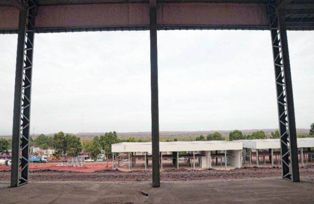 A�elo : Pueblo chico, shopping grande...