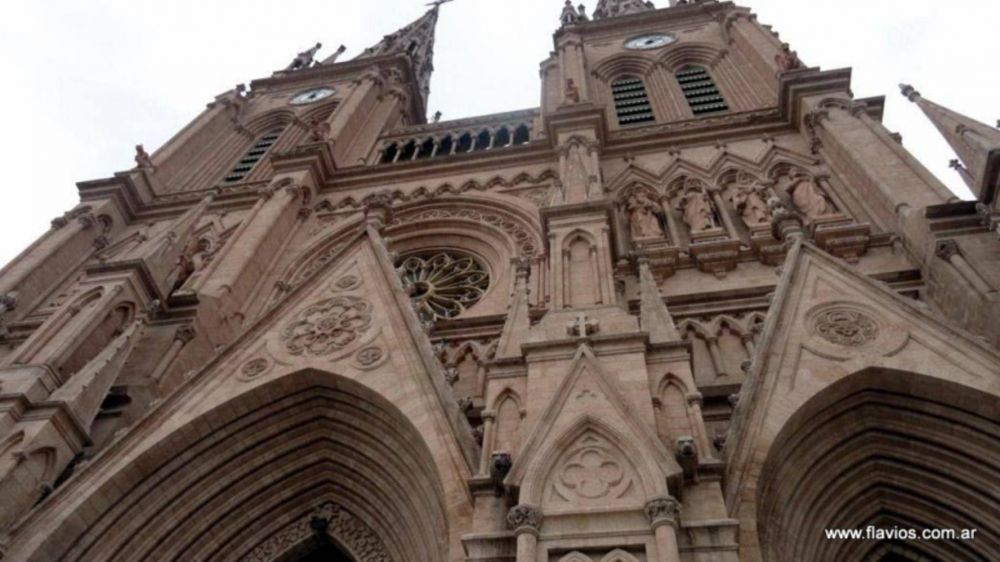 Destaca el Gobierno la restauración integral de la Basílica de Luján