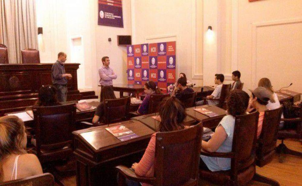 Visita guiada en el HCD