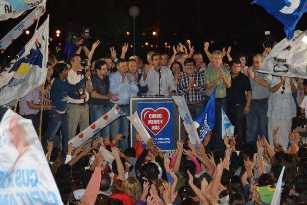 Capitanich: �Vamos a ir a buscar el voto casa por casa�