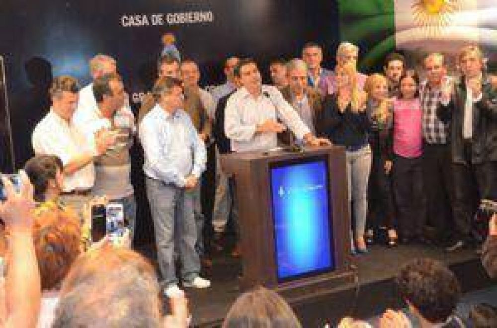 Capitanich tras el triunfo: No soy un candidato testimonial, ser� el orgulloso intendente de Resistencia