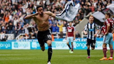 Jon�s Guti�rrez, el h�roe del Newcastle que se salv� del descenso