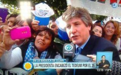 25 de Mayo: Boudou reapareci� y destac� el 