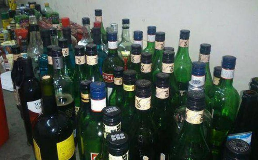 Vecinos amenazaron con quemar una casa donde se realizaba una fiesta clandestina