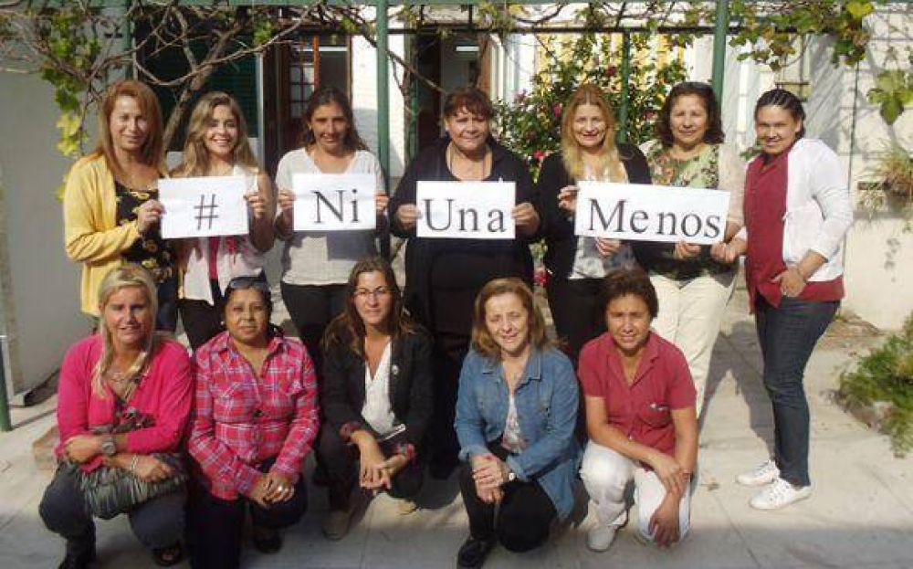 El Concejo se sum� a #NiUnaMenos, campa�a nacional contra el femicidio