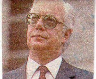 La UCR recuerda a Ra�l Borr�s