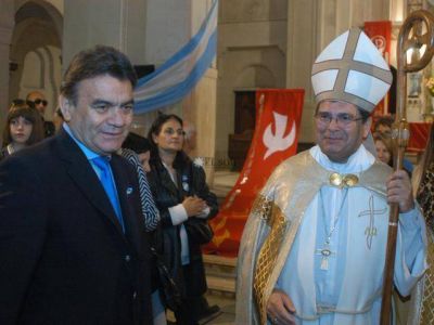 Guti�rrez encabez� los festejos por la Revoluci�n de Mayo