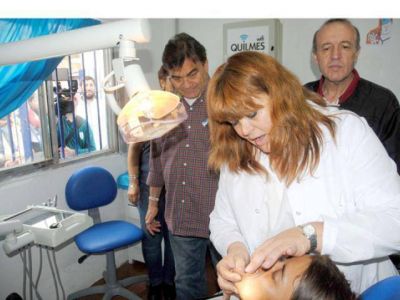 Inauguraron un nuevo centro odontol�gico en Bernal Oeste