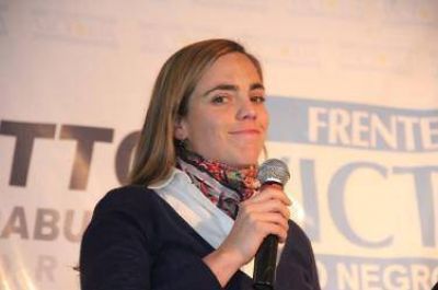 Mar�a Emilia Soria: �Yo he criticado much�simo a Saiz, pero creo que hizo m�s cosas que Weretilneck�
