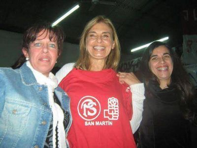 Gran convocatoria tuvieron Laura Montero y los candidatos de Cambia Mendoza en Rivadavia